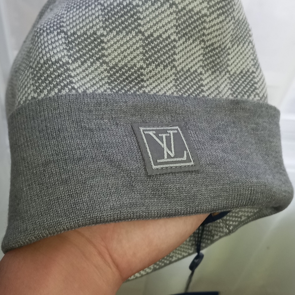 Louis Vuitton Beanie - Picture 7 of 10